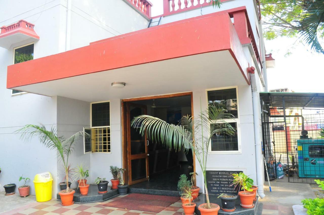 Kstdc Hotel Mayura Velapuri Belur ภายนอก รูปภาพ